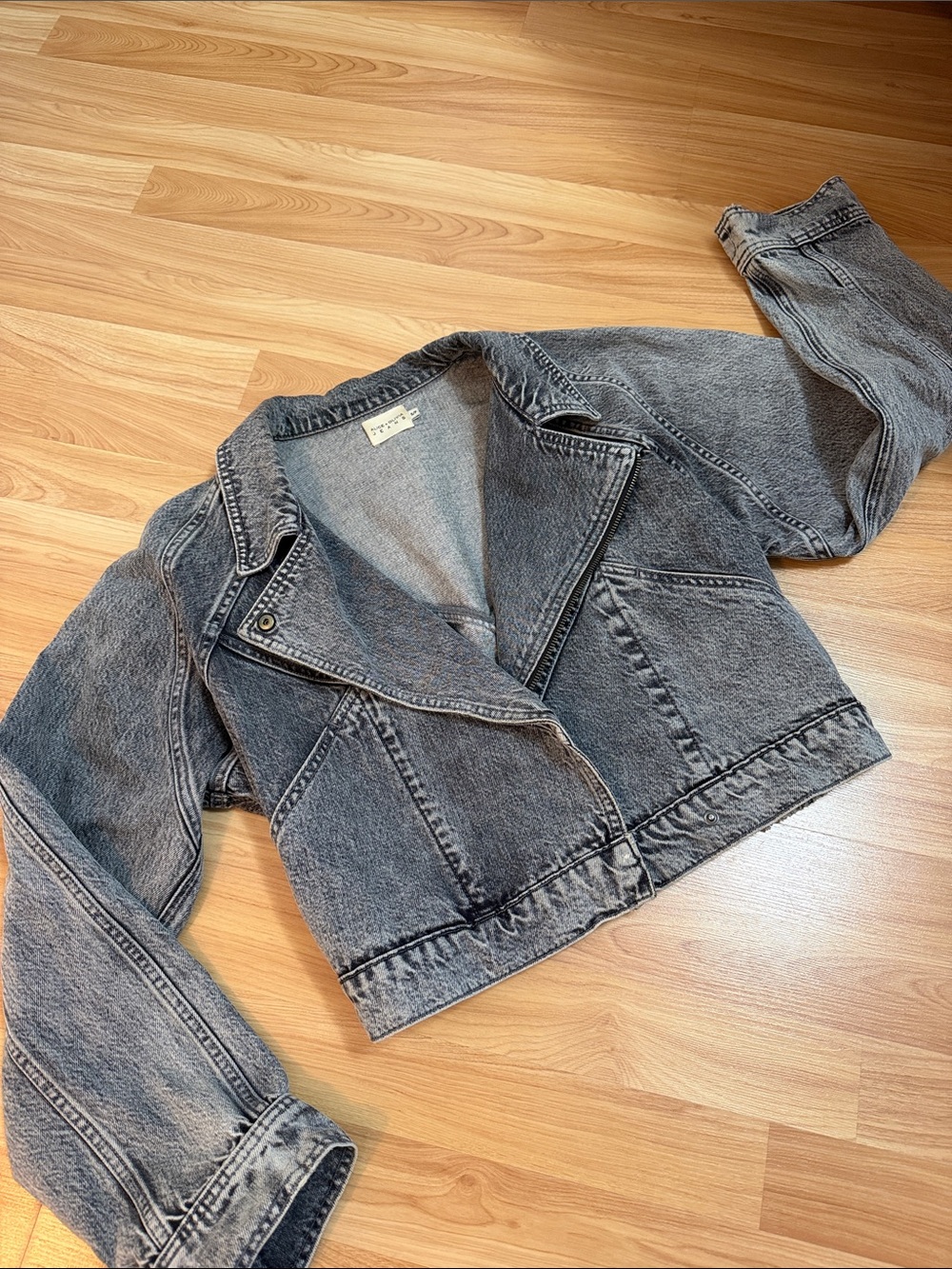 Alice + Olivia Jaxon Bay Street Cropped Denim Moto Jacket S